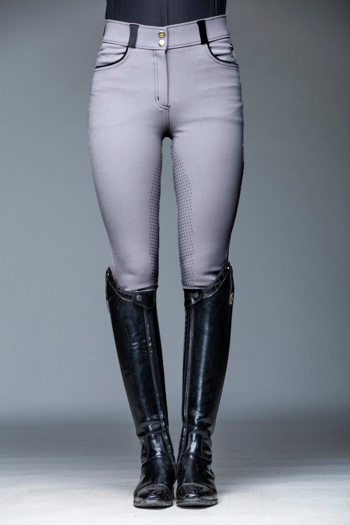 BHE 011 ELYSIA BREECH
