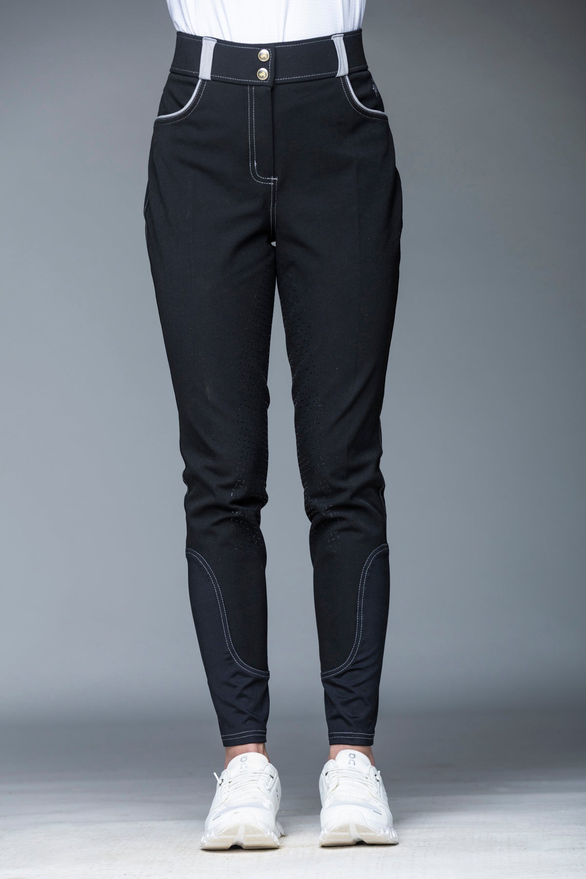 BHE 011 ELYSIA BREECH